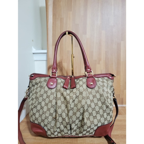 GUCCI GG Canvas Sukey Top Handle Bag - Picture 3 of 12